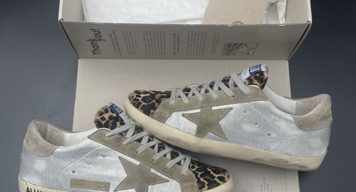 3198 Golden Goose 38