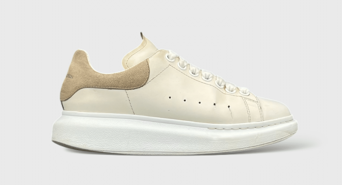 0000000182 Alexander Mcqueen Oversize Beige/Blanc 37