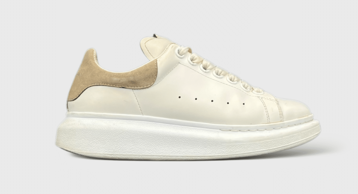 10153 Alexander Mcqueen Oversize Beige/blanc 36