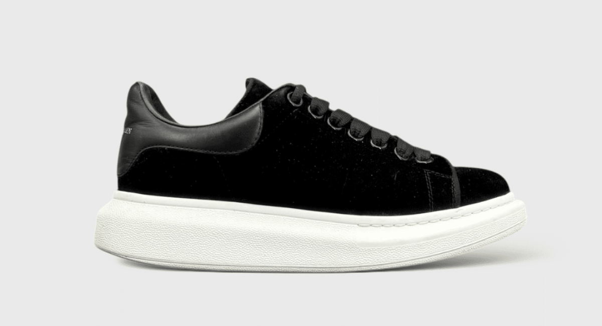 0000000165 Alexander Mcqueen Oversize Noir/Blanc 38