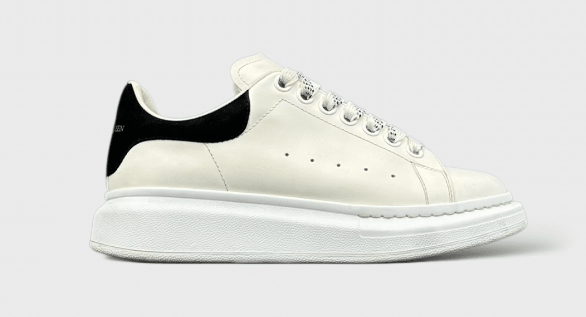 10072 Alexander Mcqueen Oversize Blanc/Noir 36,5