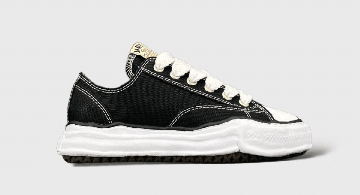 9258 Maison Mihara Yasuhiro Peterson Blanc Noir 38