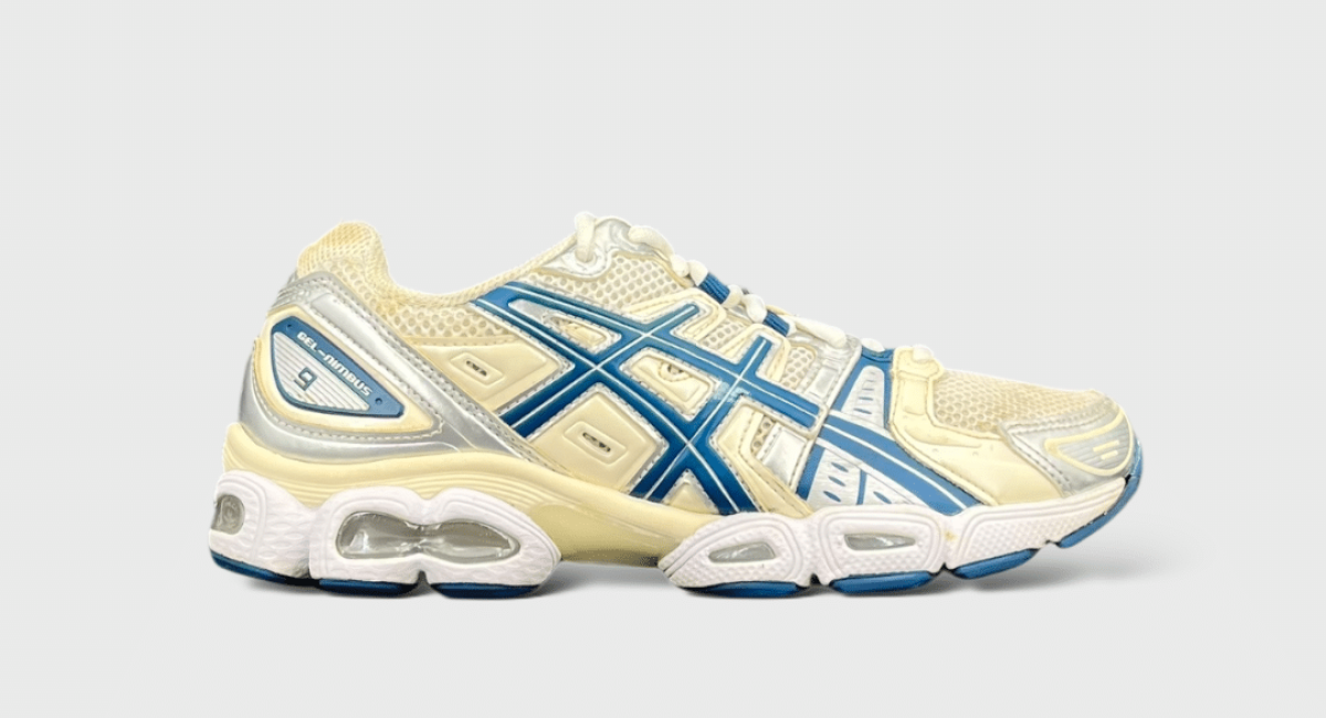 0000000426 Asics gel-nimbus 9 Beu/blanc/Beige 38
