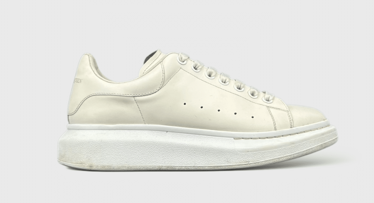0000000181 Alexander Mcqueen Oversize Blanc41