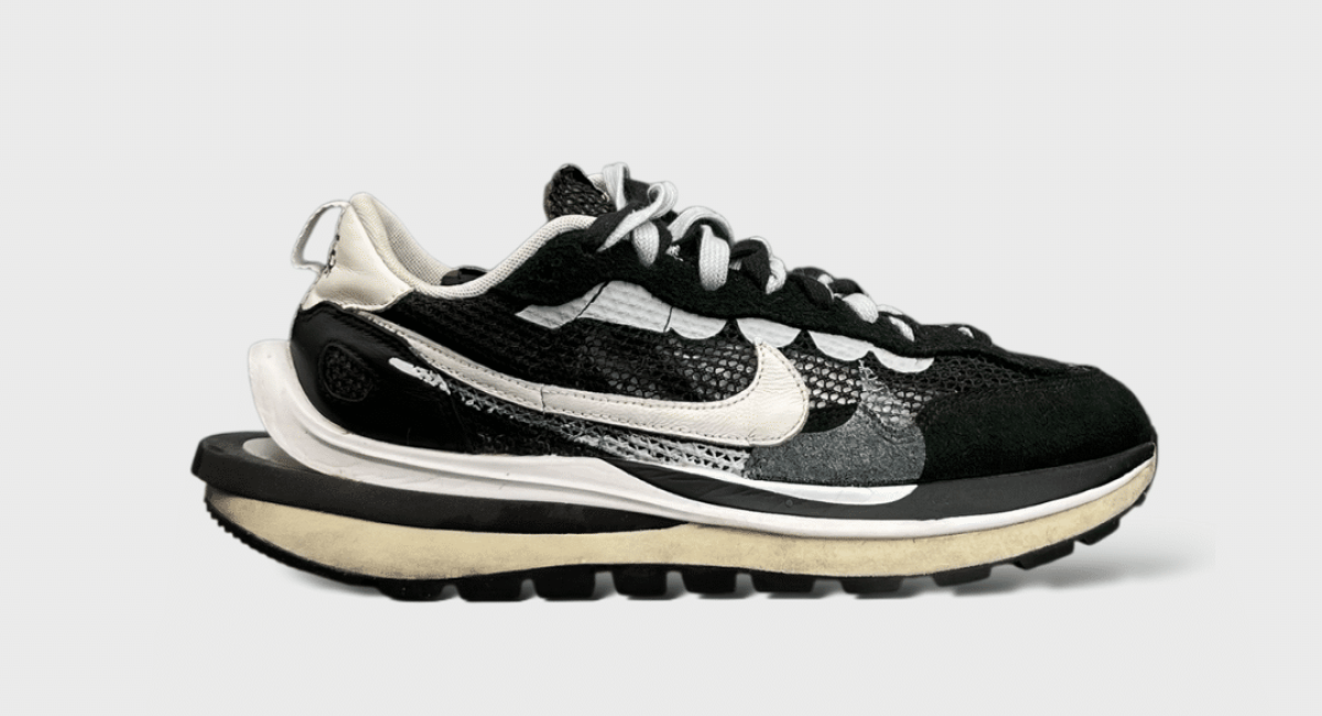 0000001242 Nike Sacai Vapor waffle Noir/Blanc 44