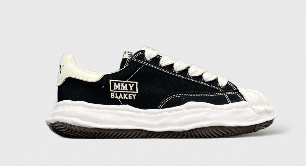 0000000122 Maison Mihara Yasuhiro Blackey Noir/Blanc 42