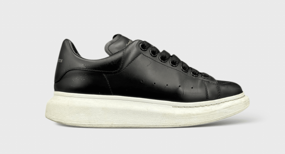 9904 Alexander Mcqueen Oversize Noir 38