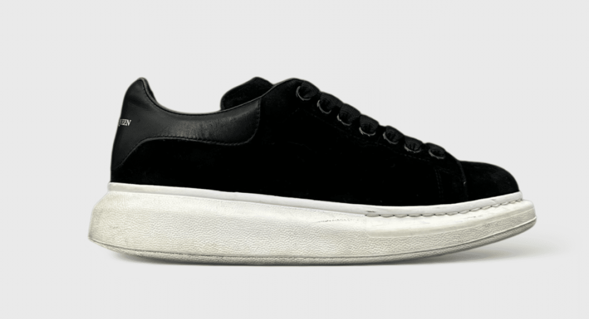 10045 Alexander Mcqueen Oversize Noir 38