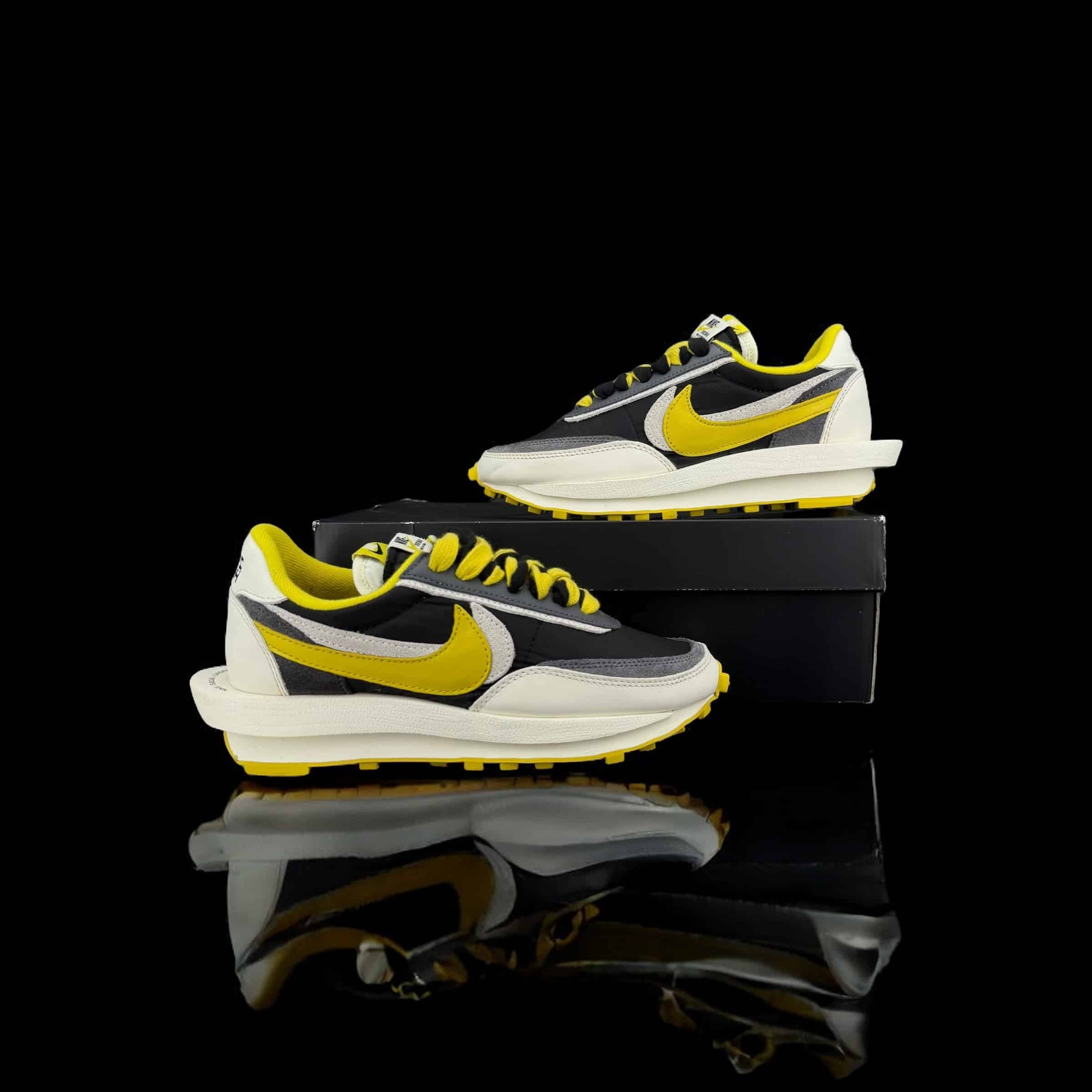 comment taille les nike ld waffle sacai