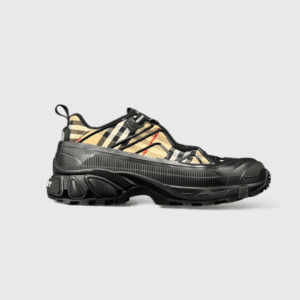 0000000604 Burberry Basket beige/noir 43